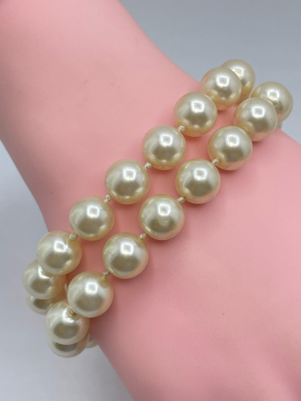 Vintage Faux Pearl Double Strand Bracelet Decorative Clasp Classic Elegant Retro